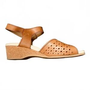 Worishofer Brown Leather Women's Perforated Wedge Sandals w/ Buckle Detail (K40)
